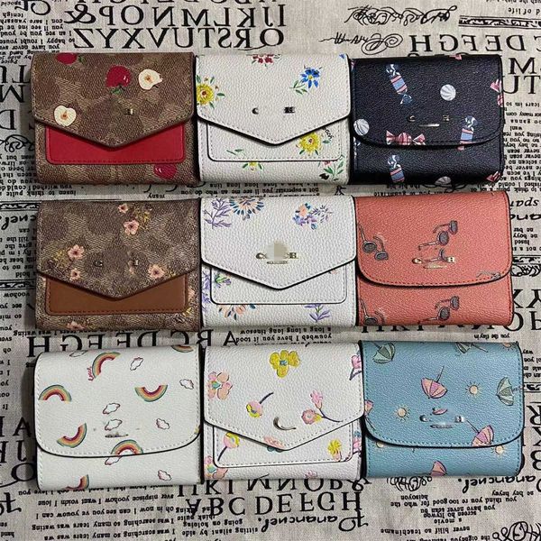 designer women's wallet small three fold short coin wallet high-end leather print vintage buckle wallet classic luxury multi-functional, Red;black
designer women's wallet small three fold short coin wallet high-end leather print vintage buckle wallet classic luxury multi-functional, Red;black