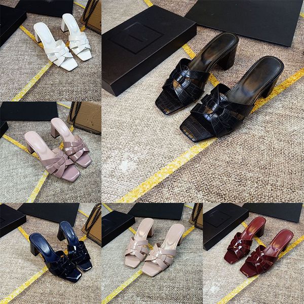 high-heeled shoes open toe genuine patent leather letters shoes christmas factory shoes high-quality female luxurys designer sandals., Black
high-heeled shoes open toe genuine patent leather letters shoes christmas factory shoes high-quality female luxurys designer sandals., Black