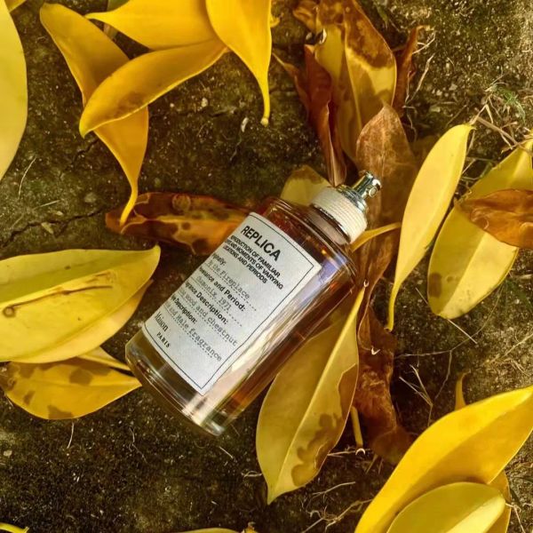 parfum designer maison brand perfume by the fireplace 100ml edt spray good smell long time leaving fragrance version quality fast ship
parfum designer maison brand perfume by the fireplace 100ml edt spray good smell long time leaving fragrance version quality fast ship