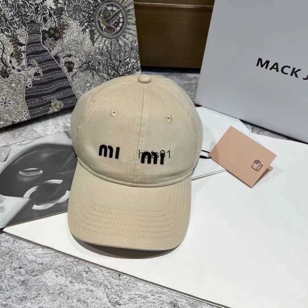 designer hat casquette miu caps big cap children's couple leisure outdoor outgoing sunshade and sunscreen hat letter duck tongue hat, Blue;gray
designer hat casquette miu caps big cap children's couple leisure outdoor outgoing sunshade and sunscreen hat letter duck tongue hat, Blue;gray