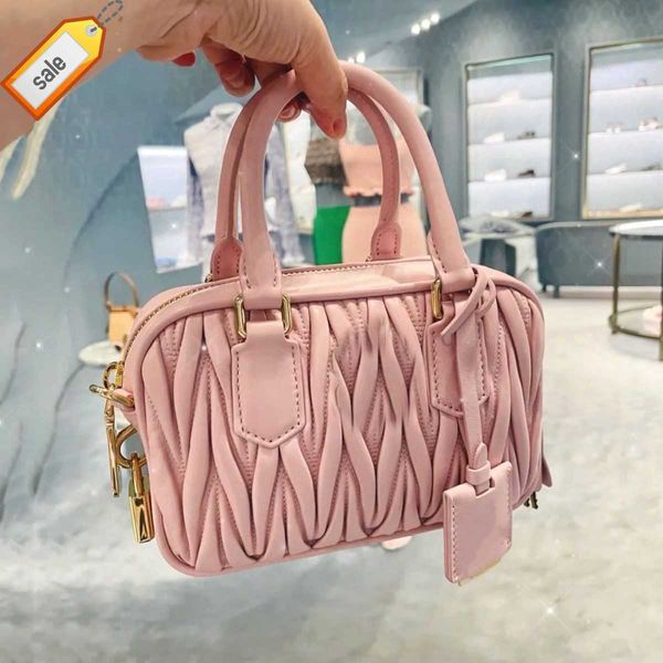 brand designer handbags shoulder cross body bags tote woman's new miu bowling ball boston sheepskin fold new pillow hand bill tote bags
brand designer handbags shoulder cross body bags tote woman's new miu bowling ball boston sheepskin fold new pillow hand bill tote bags