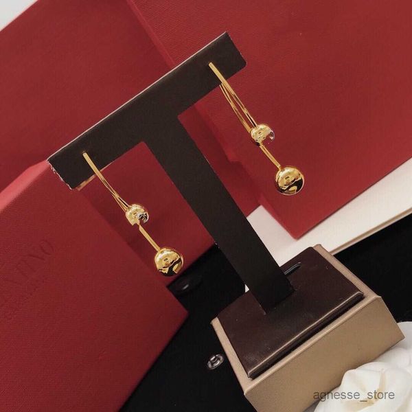 stud vintage dangle earrings with gold alphabet letter round ball chain earrings for women jewelry gift r230619, Golden;silver
stud vintage dangle earrings with gold alphabet letter round ball chain earrings for women jewelry gift r230619, Golden;silver