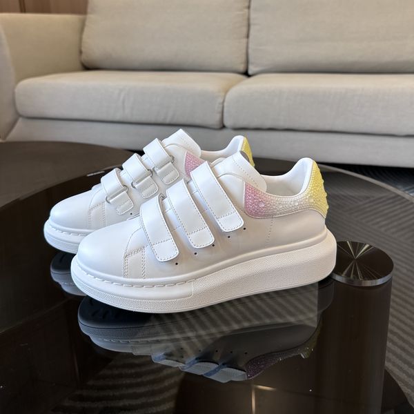 spring women casual shoes fashion genuine leather round toe platform colorful crystal women sneakers runway outfit loafers woman, Black;white
spring women casual shoes fashion genuine leather round toe platform colorful crystal women sneakers runway outfit loafers woman, Black;white