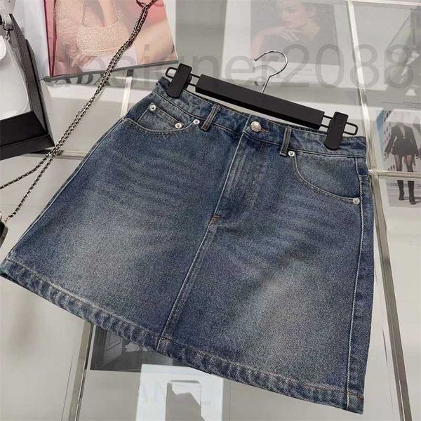 skirts designer summer new royal sister style celebrity temperament classic triangle a-line high waist half skirt denim short women jlpb, Black
skirts designer summer new royal sister style celebrity temperament classic triangle a-line high waist half skirt denim short women jlpb, Black