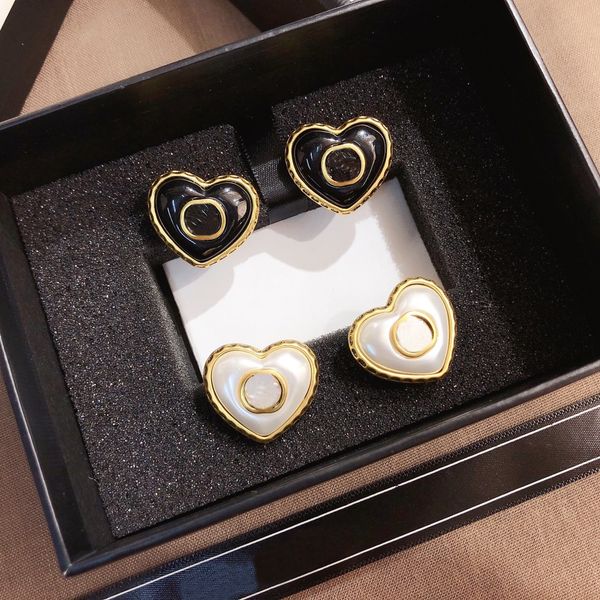 18k gold plated designers brand earrings sweet heart designer stud earrings for women luxury brand letters cute ol engagement earrings earri, Golden;silver
18k gold plated designers brand earrings sweet heart designer stud earrings for women luxury brand letters cute ol engagement earrings earri, Golden;silver