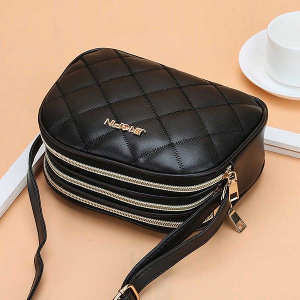 2020 new satchel women's shoulder bag student diagonal cross simple leisure korean versatile small bag mobile phone
2020 new satchel women's shoulder bag student diagonal cross simple leisure korean versatile small bag mobile phone