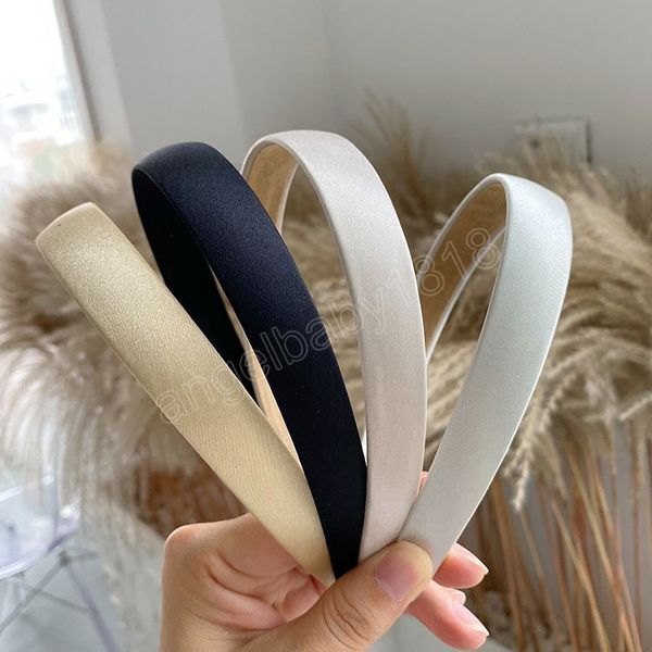 french luxury satin thin hairbands silky women headband solid color smooth non-slip head hoop hair accessories wash face turban, Slivery;white
french luxury satin thin hairbands silky women headband solid color smooth non-slip head hoop hair accessories wash face turban, Slivery;white