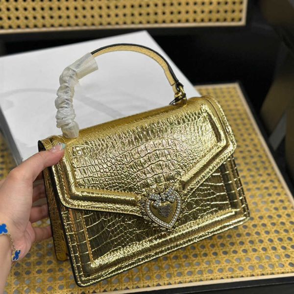 designer shoulder bag handle bags messenger flap clutch purse leather crossbody bag handbag jewelry heart buckle wallets chain pouchette han
designer shoulder bag handle bags messenger flap clutch purse leather crossbody bag handbag jewelry heart buckle wallets chain pouchette han