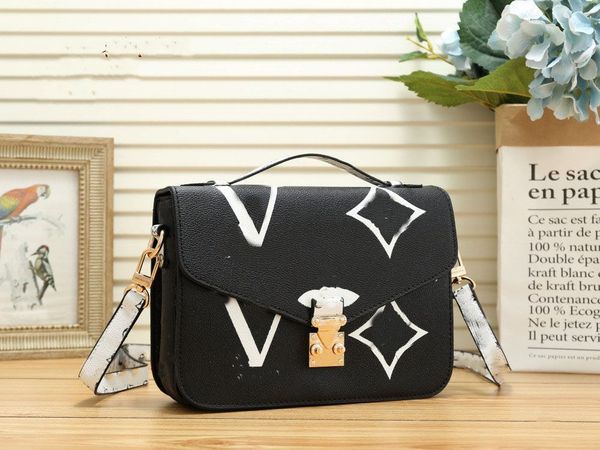 l luxurys designers shoulder bag pochette purse women handbag messenger monograms pu leather s-lock metis elegant womens crossbody bag totes
l luxurys designers shoulder bag pochette purse women handbag messenger monograms pu leather s-lock metis elegant womens crossbody bag totes