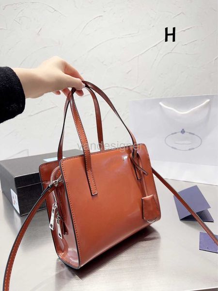 designer bag prad women's portable professional briefcase autumn winter new killer bag women's large capacity commuter one shoulde
designer bag prad women's portable professional briefcase autumn winter new killer bag women's large capacity commuter one shoulde