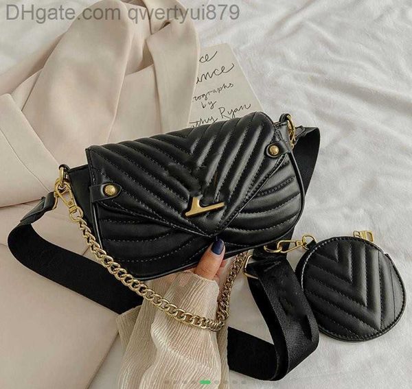 evening bags new fashion metal women's bag casual trend portable leather bags for women wholesale
evening bags new fashion metal women's bag casual trend portable leather bags for women wholesale