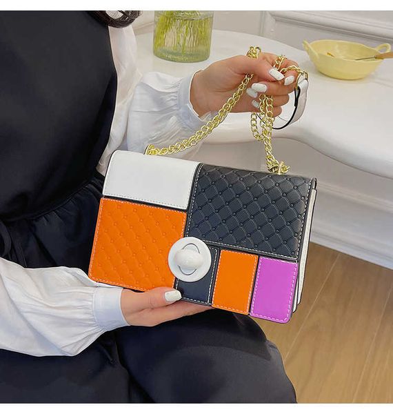 2023 new contrast color one shoulder crossbody underarm bag commuter small ladies bag
2023 new contrast color one shoulder crossbody underarm bag commuter small ladies bag
