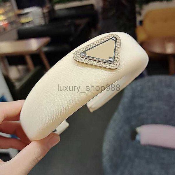 luxury designer sponge headbands hair bands for women girl brand elastic letter p headband sports fitness headband head wrap, Silver
luxury designer sponge headbands hair bands for women girl brand elastic letter p headband sports fitness headband head wrap, Silver