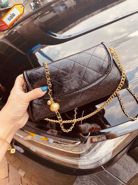 women's brand designer shoulder bags tote new leather ringer cross body bag texture can be adjusted golden ball gift box packaging fact
women's brand designer shoulder bags tote new leather ringer cross body bag texture can be adjusted golden ball gift box packaging fact