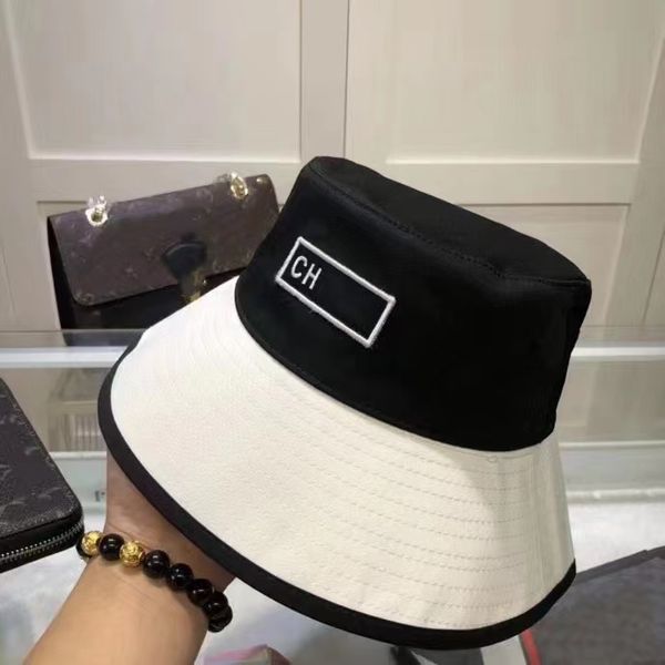 design spring and summer models with wide edge sun protection sun hat simple black and white collision color fisherman's hat, Blue;gray
design spring and summer models with wide edge sun protection sun hat simple black and white collision color fisherman's hat, Blue;gray