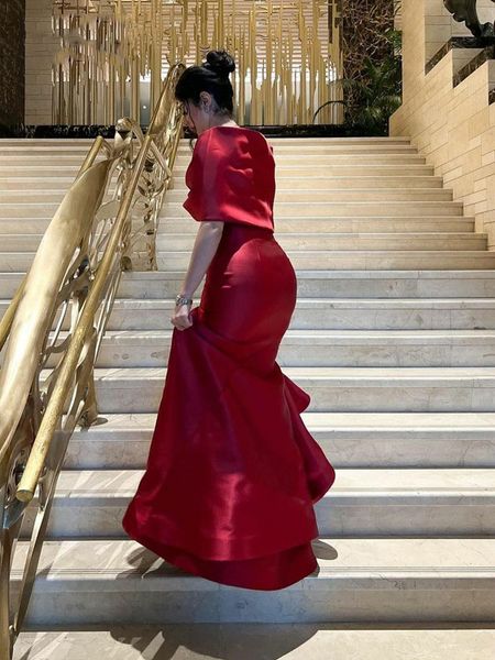 vintage long red satin mermaid evening dresses 2023 off shoulder pleated sweep train party prom ball gowns custom made, Black;red
vintage long red satin mermaid evening dresses 2023 off shoulder pleated sweep train party prom ball gowns custom made, Black;red