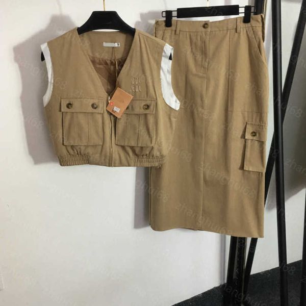 23ss skirt set womens designer clothing cargo double-pocket v-neck waistcoat high-waisted slit skirt sets womens clothing a1, White
23ss skirt set womens designer clothing cargo double-pocket v-neck waistcoat high-waisted slit skirt sets womens clothing a1, White