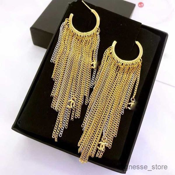 stud long tassel letters stud earrings retro 18k gold simple luxury designer elegant girls womens earring earings ear rings jewelry with pac, Golden;silver
stud long tassel letters stud earrings retro 18k gold simple luxury designer elegant girls womens earring earings ear rings jewelry with pac, Golden;silver