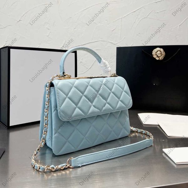 leisure sheepskin trendy diamond lattice portable sheepskin handel chain cross body portable women's bag
leisure sheepskin trendy diamond lattice portable sheepskin handel chain cross body portable women's bag