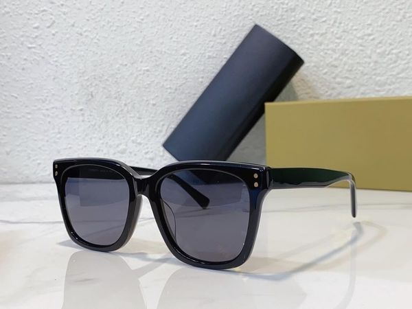 2023 men retro polarized luxurys mens designers sunglasses rimless gold plated square frame brands sun glasses fashion eyewear with box, White;black
2023 men retro polarized luxurys mens designers sunglasses rimless gold plated square frame brands sun glasses fashion eyewear with box, White;black