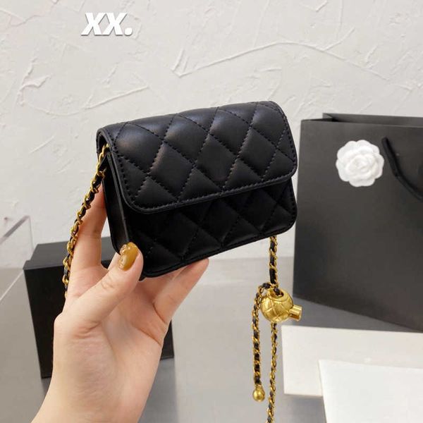xiangjia 2022 new leisure small golden ball lingge messenger bag woc flap bag waist bag chain small fragrant women's bag
xiangjia 2022 new leisure small golden ball lingge messenger bag woc flap bag waist bag chain small fragrant women's bag