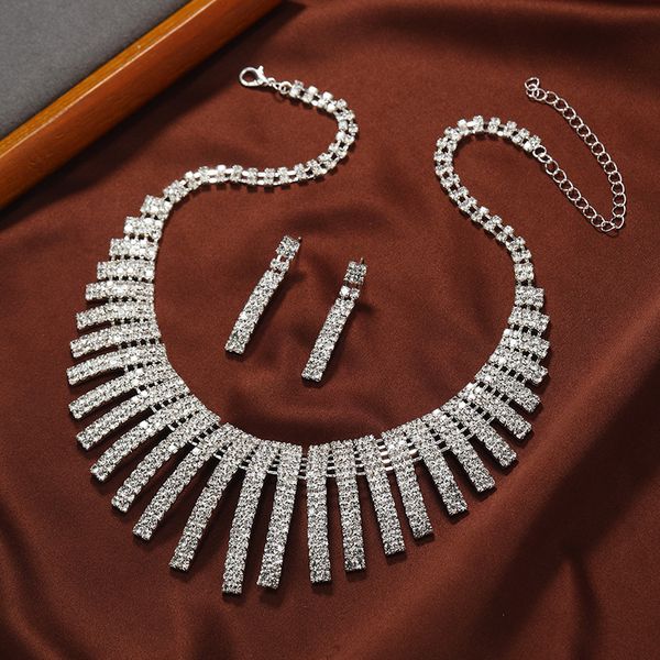 fashionable and exaggerated high-end feeling full diamond tassel necklace alloy diamond necklace women's necklace, Silver
fashionable and exaggerated high-end feeling full diamond tassel necklace alloy diamond necklace women's necklace, Silver