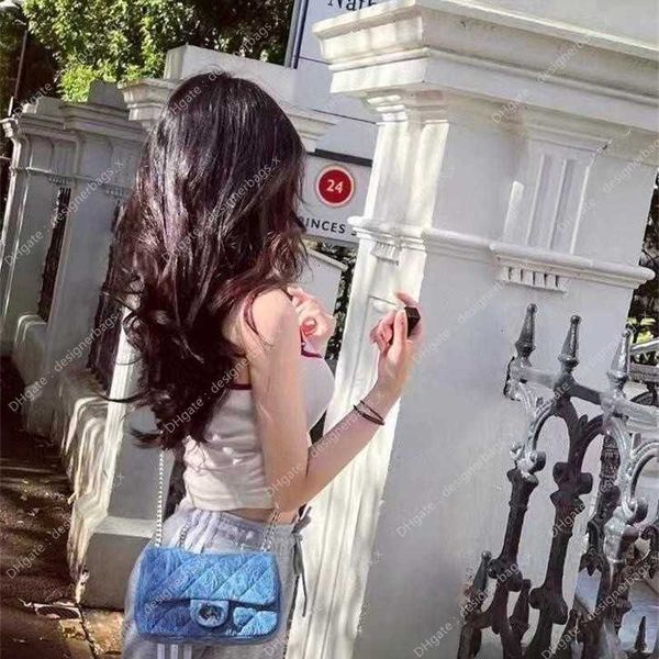 wallets designer woman grade shoulder women high denim love chain one bag cross body camellia 2023 new toiletry bags
wallets designer woman grade shoulder women high denim love chain one bag cross body camellia 2023 new toiletry bags
