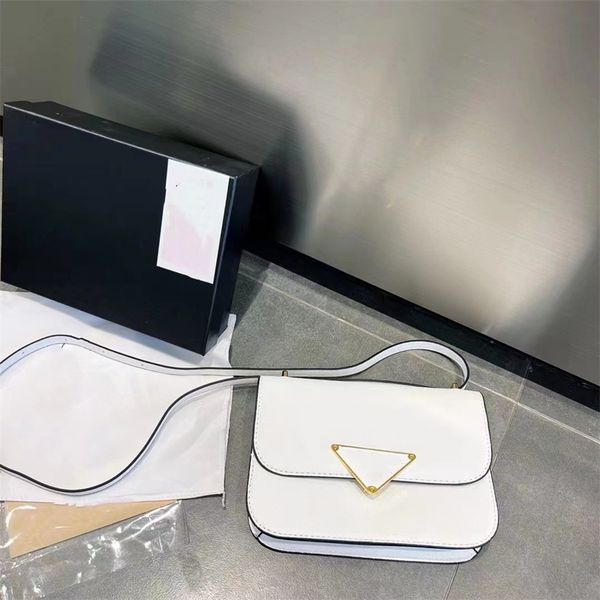 luxury designer shoulder bags fashion inverted triangle letters crossbody bag wallet vintage ladies solid black&white color pu leather handb
luxury designer shoulder bags fashion inverted triangle letters crossbody bag wallet vintage ladies solid black&white color pu leather handb