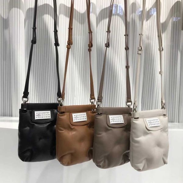 women's bag 2022 new magella cloud mobile bag soft cowhide one shoulder crossbody bag mini tote bag
women's bag 2022 new magella cloud mobile bag soft cowhide one shoulder crossbody bag mini tote bag