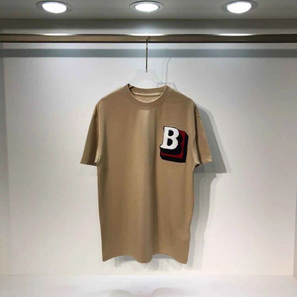 mens t shirt designer tshirt women design t-shirt summer ladies shirts pullover short sleeve tee breathable couple solid color clothes loos, Black;brown
mens t shirt designer tshirt women design t-shirt summer ladies shirts pullover short sleeve tee breathable couple solid color clothes loos, Black;brown