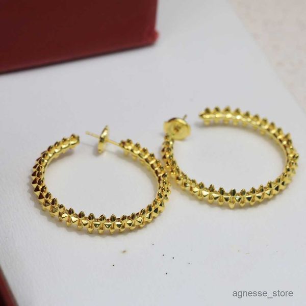 stud luxury clash designer charm earrings rivet 18k gold silver needle round loop earrings for women jewelry with gift wedding valentines da, Golden;silver
stud luxury clash designer charm earrings rivet 18k gold silver needle round loop earrings for women jewelry with gift wedding valentines da, Golden;silver