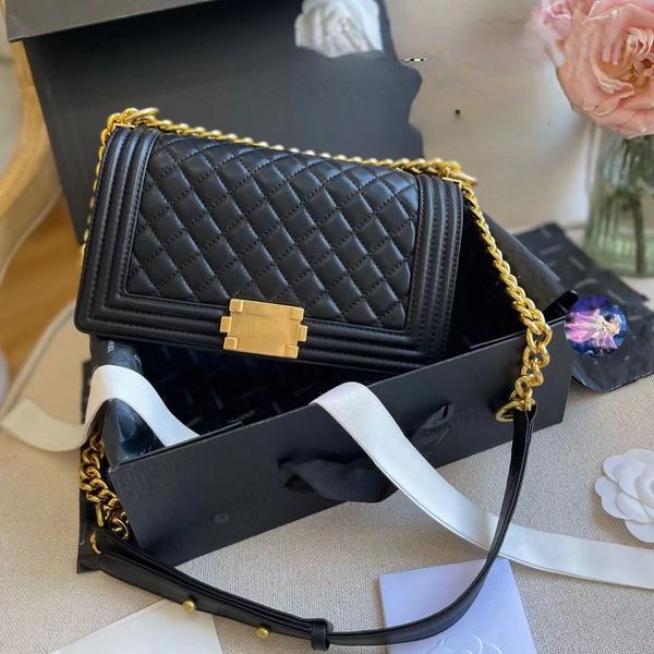 cosmetic bags cases brand women designer shoulder bags small square bag with metal chain luxurys fashion crossbody genuine leather ch handba
cosmetic bags cases brand women designer shoulder bags small square bag with metal chain luxurys fashion crossbody genuine leather ch handba