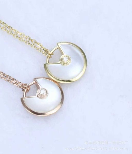 original designer carti necklace amulet 18k gold white shell mother and daughter japanese korean simple safe buckle net red ins wind small c, Black
original designer carti necklace amulet 18k gold white shell mother and daughter japanese korean simple safe buckle net red ins wind small c, Black
