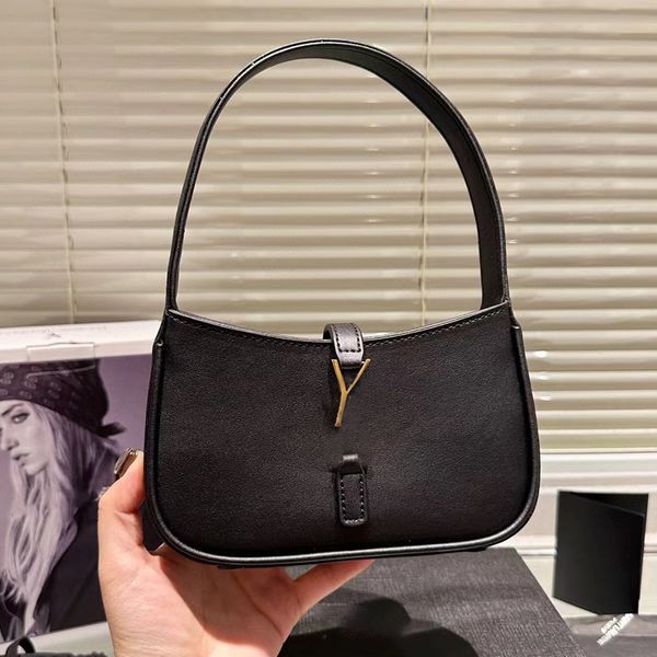 mini totes womens handbags designer fashion smooth leather luxury 2023 new woman le cowhide underarm purses shoulder bag
mini totes womens handbags designer fashion smooth leather luxury 2023 new woman le cowhide underarm purses shoulder bag
