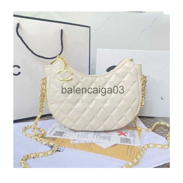 designer channel bag beach bag handbag crossbody tote bag man woman luxurious fashion brands beige leather shoulder messenger makeup black c
designer channel bag beach bag handbag crossbody tote bag man woman luxurious fashion brands beige leather shoulder messenger makeup black c