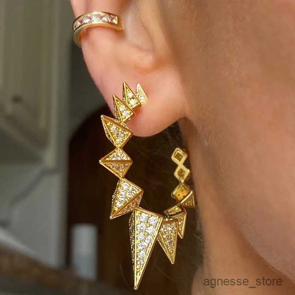 stud diamond circular small hoop conical earrings fashion luxury designer exaggerated stylish earrings jewelry for girls women gift r230619, Golden;silver
stud diamond circular small hoop conical earrings fashion luxury designer exaggerated stylish earrings jewelry for girls women gift r230619, Golden;silver