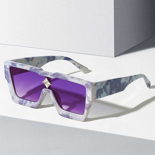new fashion personalized diamond embedding large frame women's sunglasses trend sunvisors, White;black
new fashion personalized diamond embedding large frame women's sunglasses trend sunvisors, White;black
