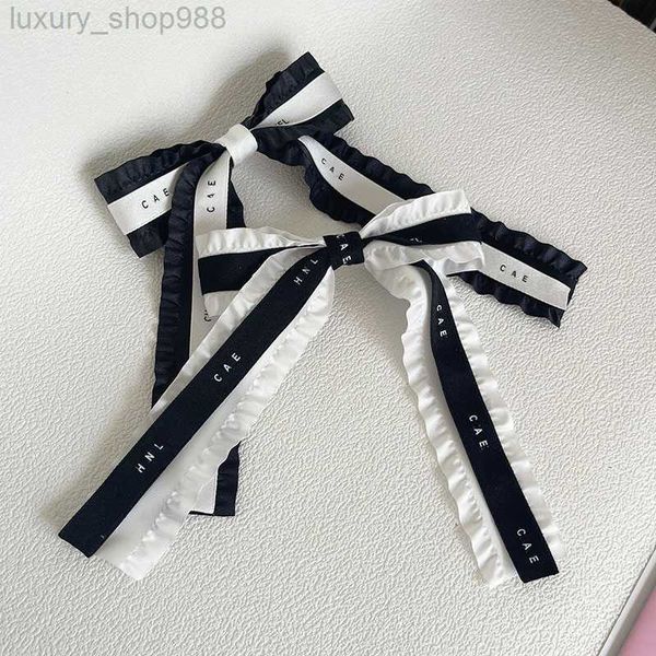 luxury designer headbands women black white brand sweet cool girl simple french velvet retro bowknot hairband womens wide edge headrope for
luxury designer headbands women black white brand sweet cool girl simple french velvet retro bowknot hairband womens wide edge headrope for