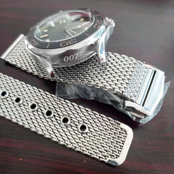 watch ceramic bezel nttd 42mm men orologio sapphire mens watches 60th limited automatic movement mechanical montre de luxe watch nato 300m w, Slivery;golden
watch ceramic bezel nttd 42mm men orologio sapphire mens watches 60th limited automatic movement mechanical montre de luxe watch nato 300m w, Slivery;golden