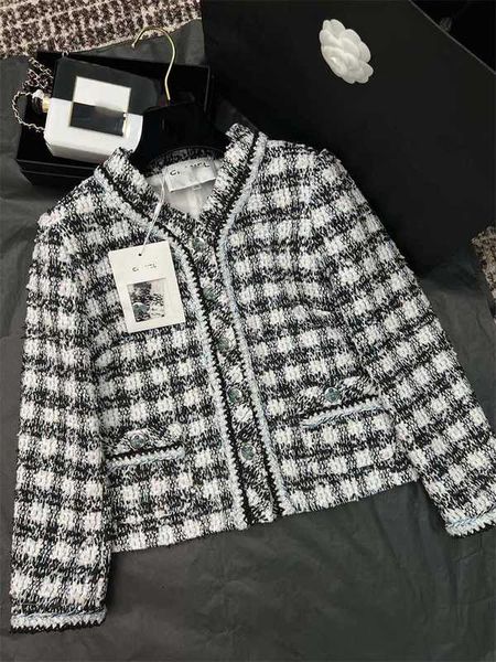 women's jackets designer summer new style elegant celebrity slim fit versatile single breasted checkered short coat for women 56im, Black;brown
women's jackets designer summer new style elegant celebrity slim fit versatile single breasted checkered short coat for women 56im, Black;brown