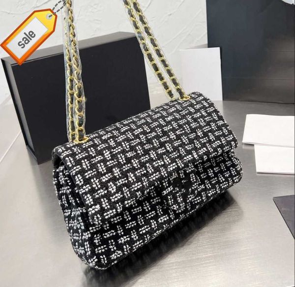 women's brand designers shoulder bags tote 2023 new fashion style texture gold chain strap portable messenger crossbody bag factory dir
women's brand designers shoulder bags tote 2023 new fashion style texture gold chain strap portable messenger crossbody bag factory dir