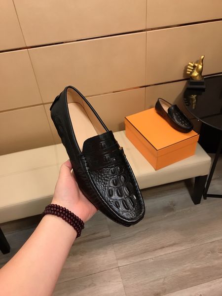 2023 designer luxury casual shoes men women sneakers hand-polished and used old sports shoe series bottom size35-45 hy0561, Black
2023 designer luxury casual shoes men women sneakers hand-polished and used old sports shoe series bottom size35-45 hy0561, Black