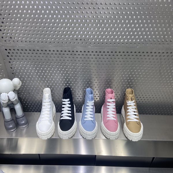 women causal shoes fashion platform wedges high women sneakers fabric leisure sports flats designer spring round toeshoes, Black;white
women causal shoes fashion platform wedges high women sneakers fabric leisure sports flats designer spring round toeshoes, Black;white