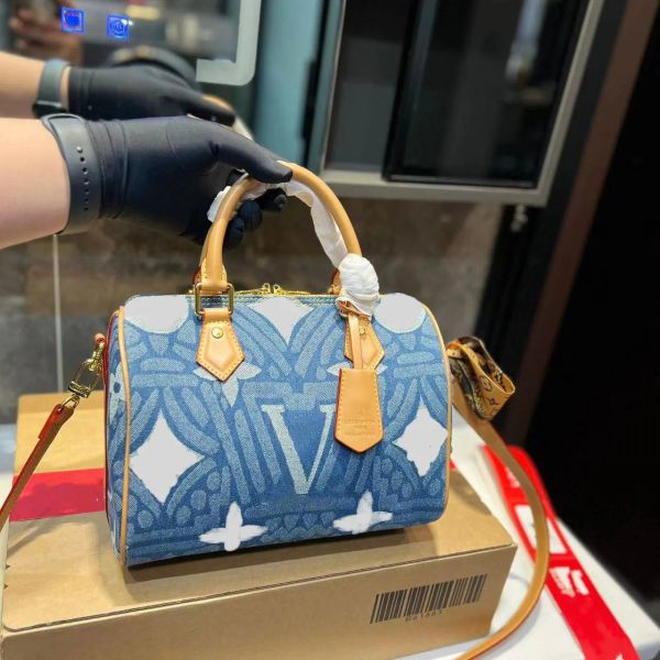 designer bag speedy motorcycle goddess bags denim pillow bag graffiti flower handbag detachable shoulder strap fashion bags designer printed
designer bag speedy motorcycle goddess bags denim pillow bag graffiti flower handbag detachable shoulder strap fashion bags designer printed