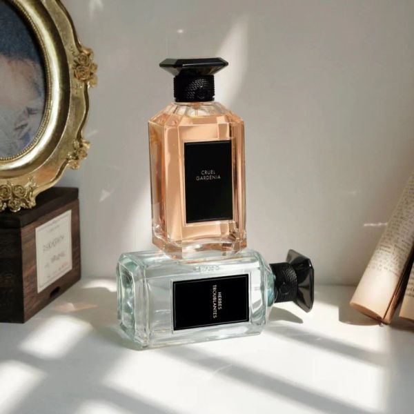 parfum designer designer salone perfume santal pao rosa neroli outrenoir rose cherie herbes troublantes good smell long lasting fragrance hi
parfum designer designer salone perfume santal pao rosa neroli outrenoir rose cherie herbes troublantes good smell long lasting fragrance hi