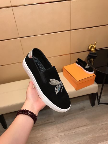 2023 casual shoes 19fw new capsule series camouflage men women stylist shoes lates p cloudbust thunder lace up sneakers rubber low platform, Black
2023 casual shoes 19fw new capsule series camouflage men women stylist shoes lates p cloudbust thunder lace up sneakers rubber low platform, Black