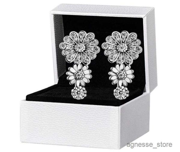 stud sparkling trio stud earrings original for sterling silver earring women wedding jewelry r230619, Golden;silver
stud sparkling trio stud earrings original for sterling silver earring women wedding jewelry r230619, Golden;silver