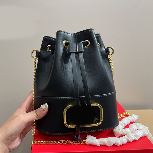 bucket bags chains designer brand bag totes 2023 luxury cross body handbag fashion shoulder bag women letter purse phone wallet plain string
bucket bags chains designer brand bag totes 2023 luxury cross body handbag fashion shoulder bag women letter purse phone wallet plain string