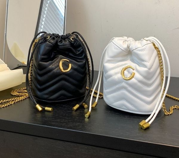women handbags gold chain shoulder bags crossbody soho fashion disco messenger bag purse wallet bucket bag
women handbags gold chain shoulder bags crossbody soho fashion disco messenger bag purse wallet bucket bag