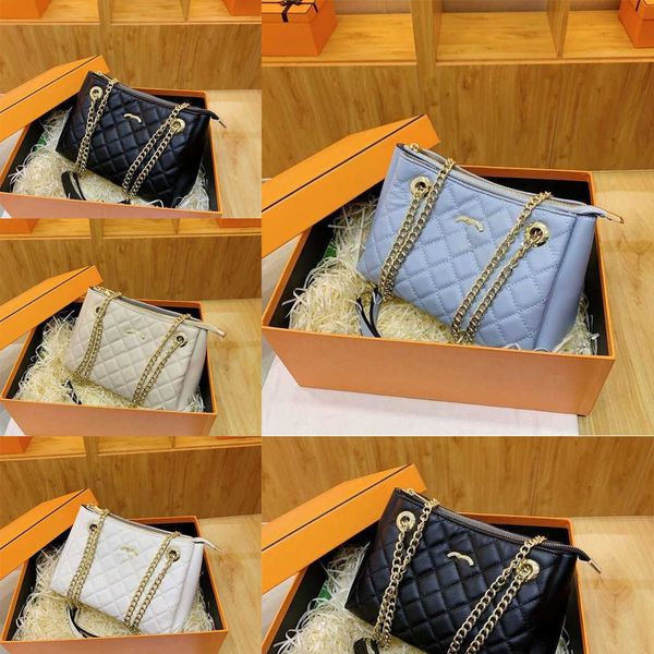 designer handbag c bag fashion underarm crossbody bag light luxury small chain bag versatile outgoing shoulder bag commuter bag
designer handbag c bag fashion underarm crossbody bag light luxury small chain bag versatile outgoing shoulder bag commuter bag
